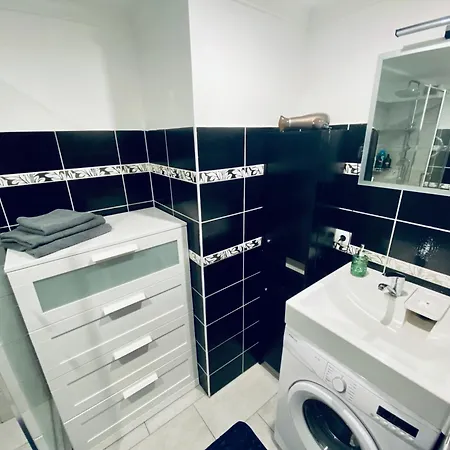 Apartment Fine 2 *
